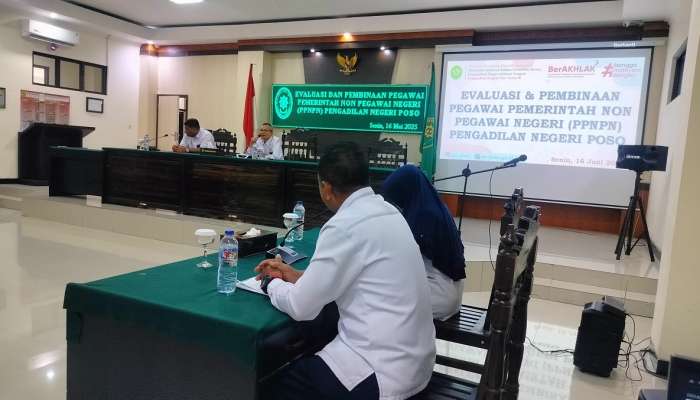 Evaluasi kinerja dan Pembinaan serta Pengarahan kepada seluruh Tenaga Pegawai Pemerintah Non Pegawai Negeri (PPNPN) Pengadilan Negeri Poso,  16 Juni 2025